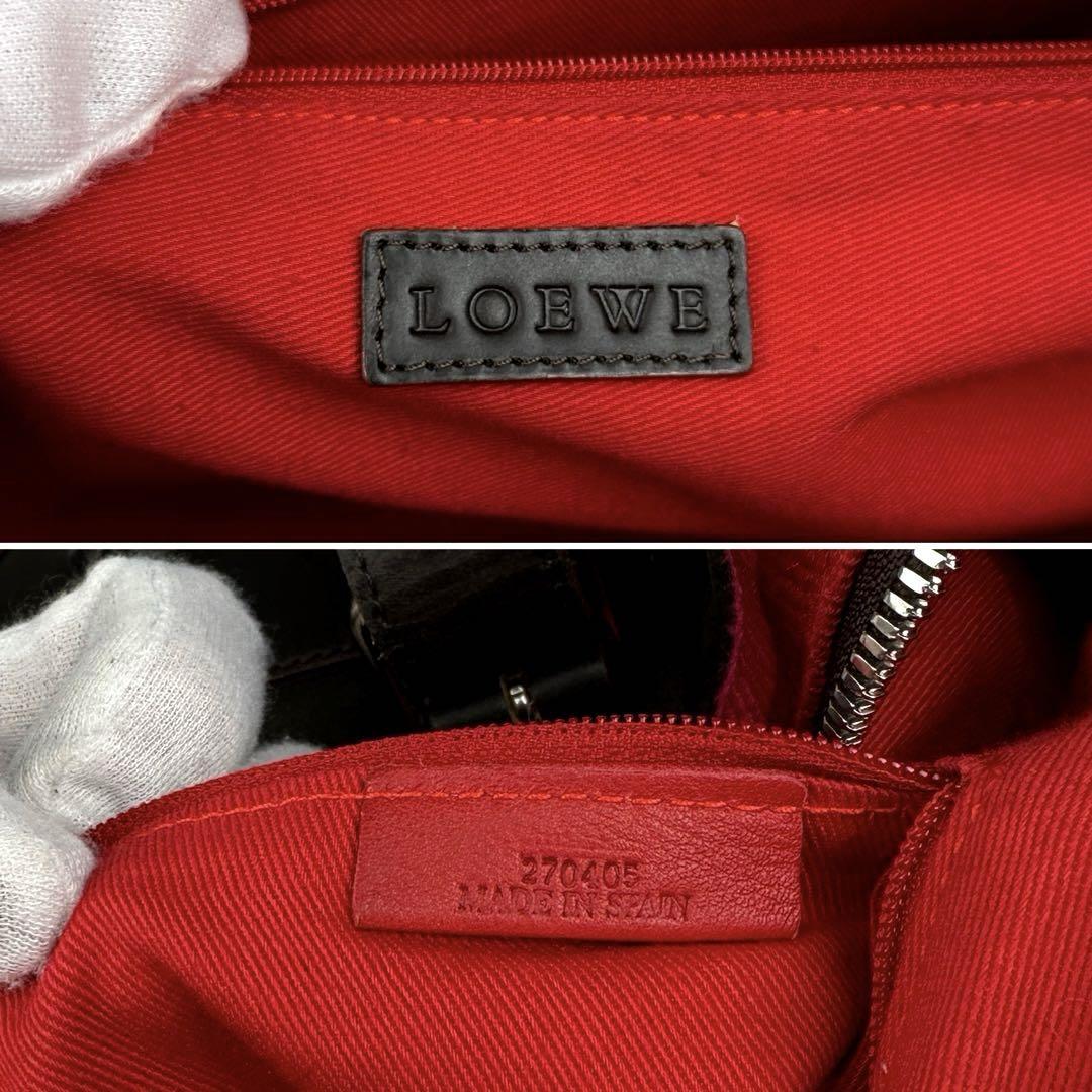 美品 LOEWE ロエベ ハンドバッグ アナグラム ロゴ型押し ミニ 美品 LOEWE ロエベ ハンドバッグ アナグラム ロゴ型押し ミニ