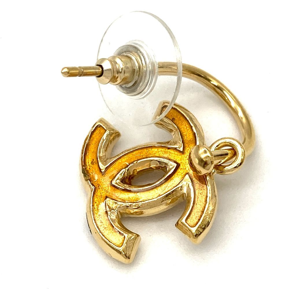 Chanel CHANEL здесь Mark серьги metal resin 11C Gold swing