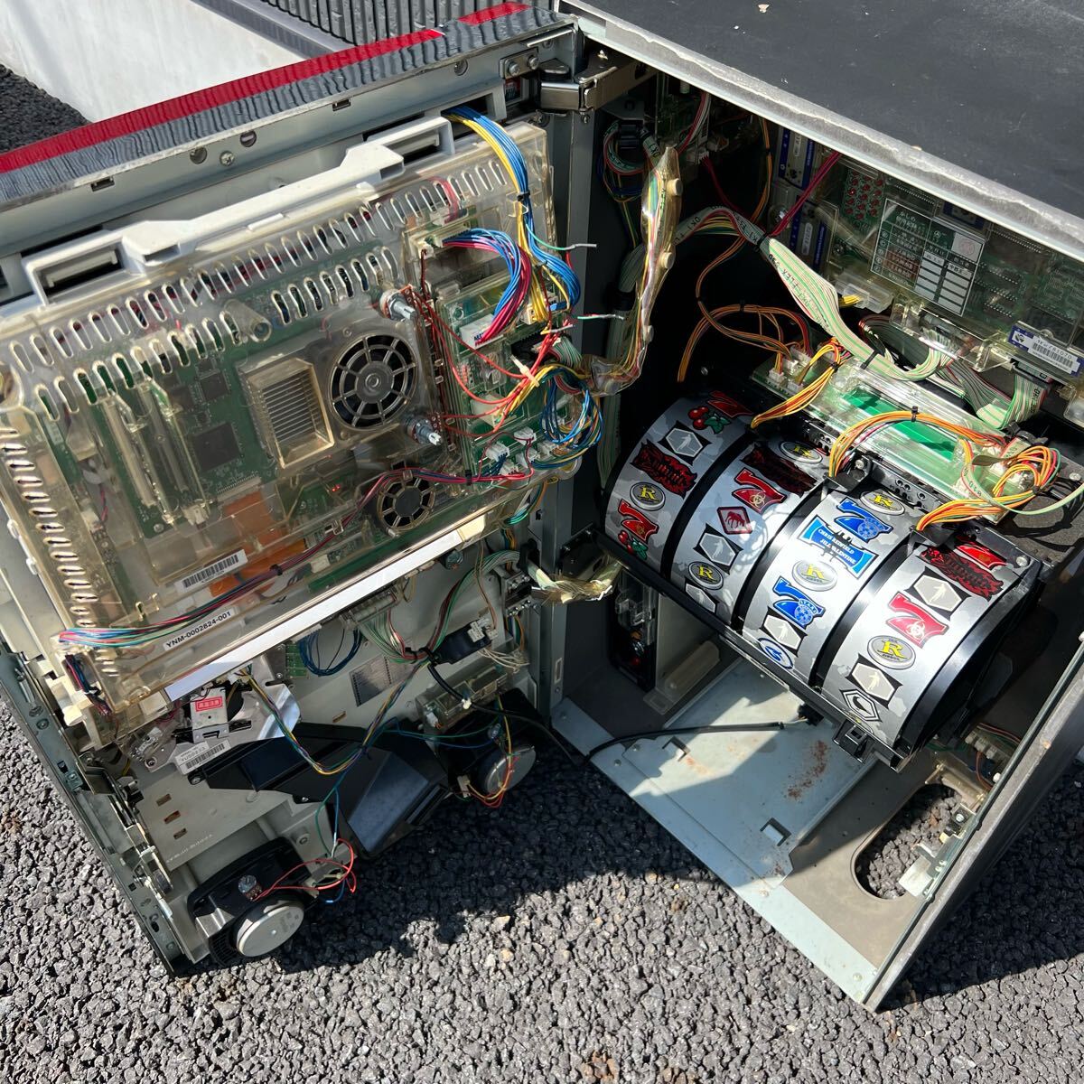 山佐 パチスロ「バイオハザード」「2008年」コイン不要機 動作 山佐 パチスロ「バイオハザード」「2008年」コイン不要機 動作