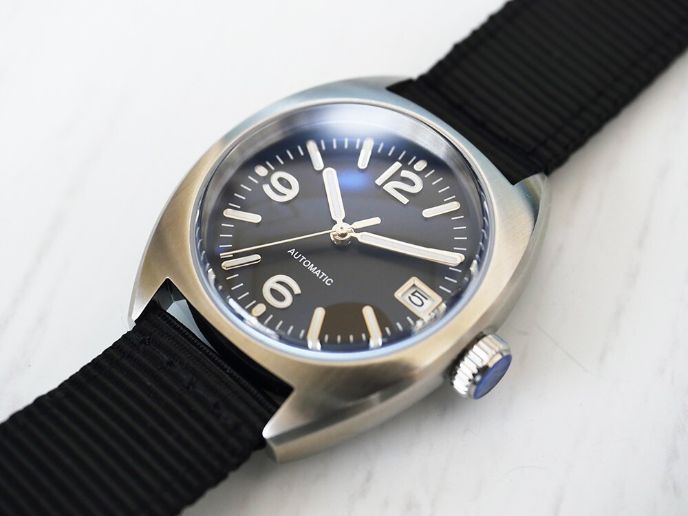 ?新品 ノーロゴ ミリタリーウォッチ アプライドインデックス ブラック 36mm TMI セイコーインスツル制自動巻き NH35