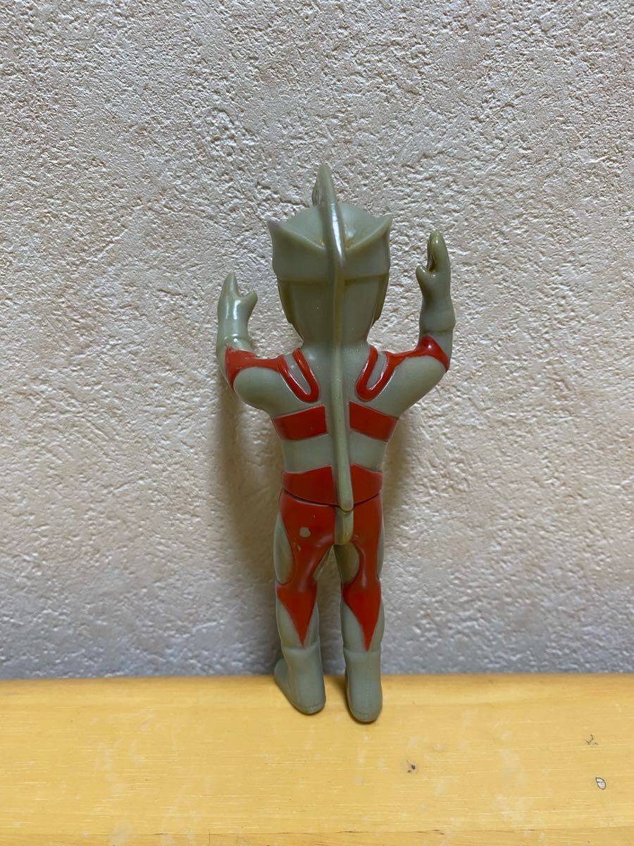 送料無料】当時物 ウルトラマンエース ソフビ ブルマァク 円谷 送料無料】当時物 ウルトラマンエース ソフビ ブルマァク 円谷