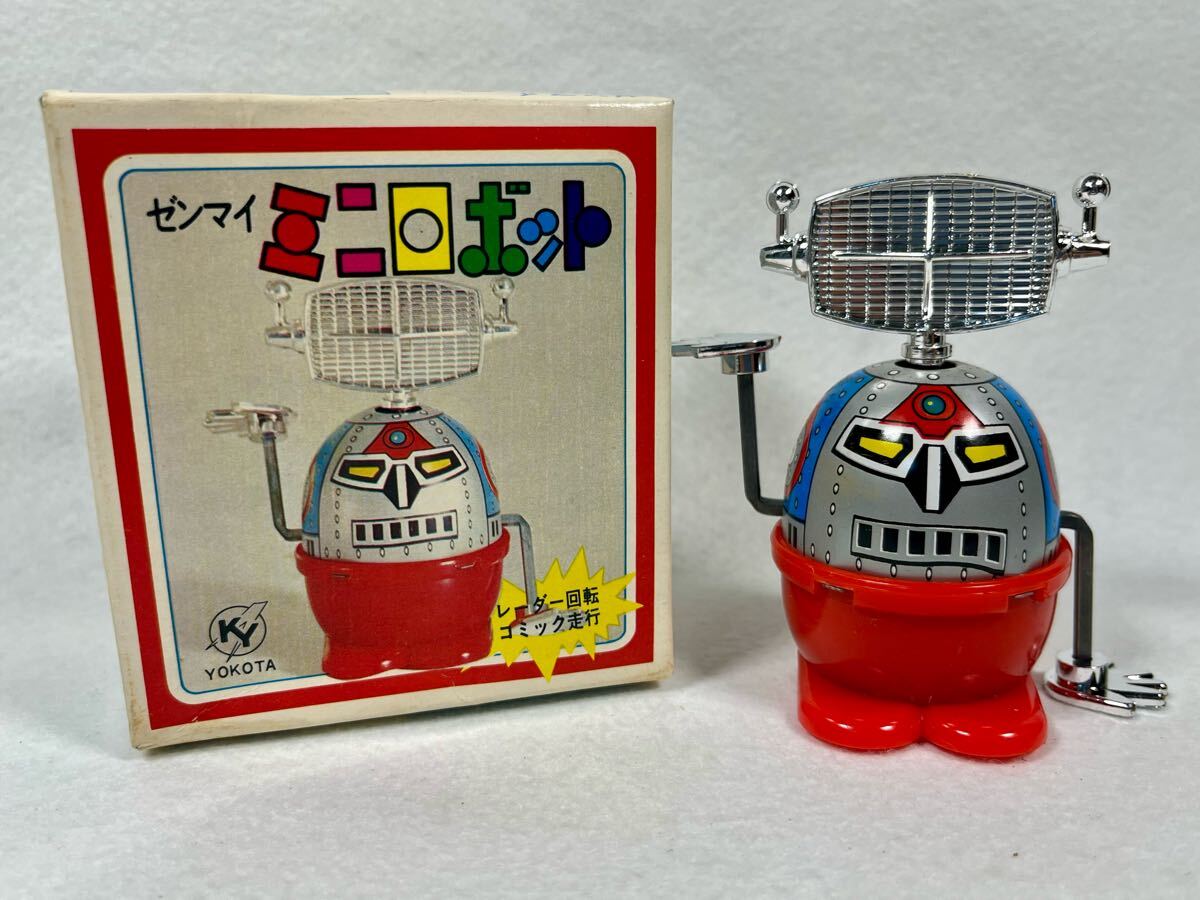 昭和レトロ ゼンマイ ミニ ロボット レーダーが回転しながら両手が上下に回転し右・左にぐるぐる回転走行 当時物 日本製【デットストック】_画像1