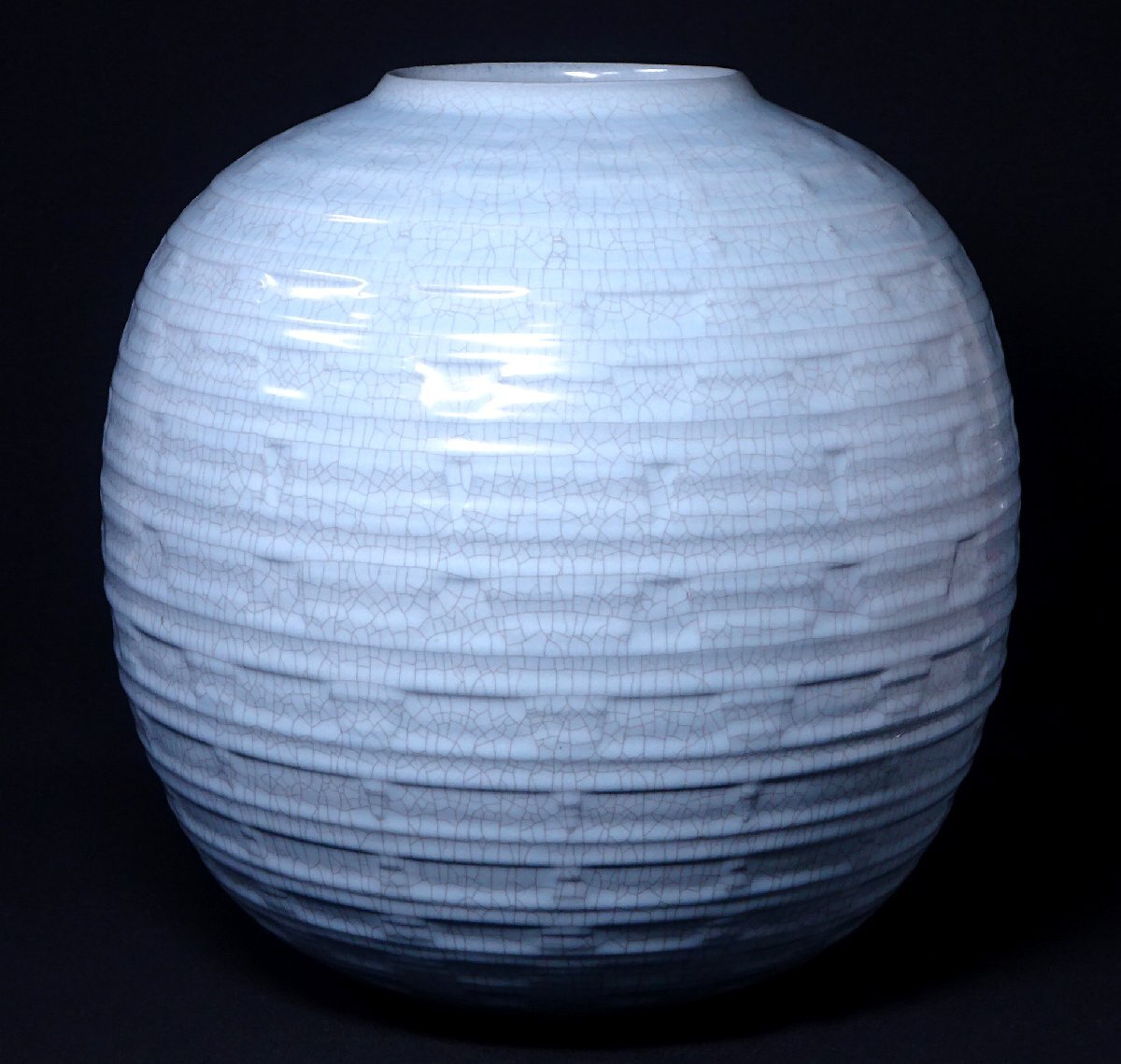 慶應◇第4回現美展出品作現物!人間国宝【中島宏】渾身作 青瓷彫 慶應◇第4回現美展出品作現物!人間国宝【中島宏】渾身作 青瓷彫