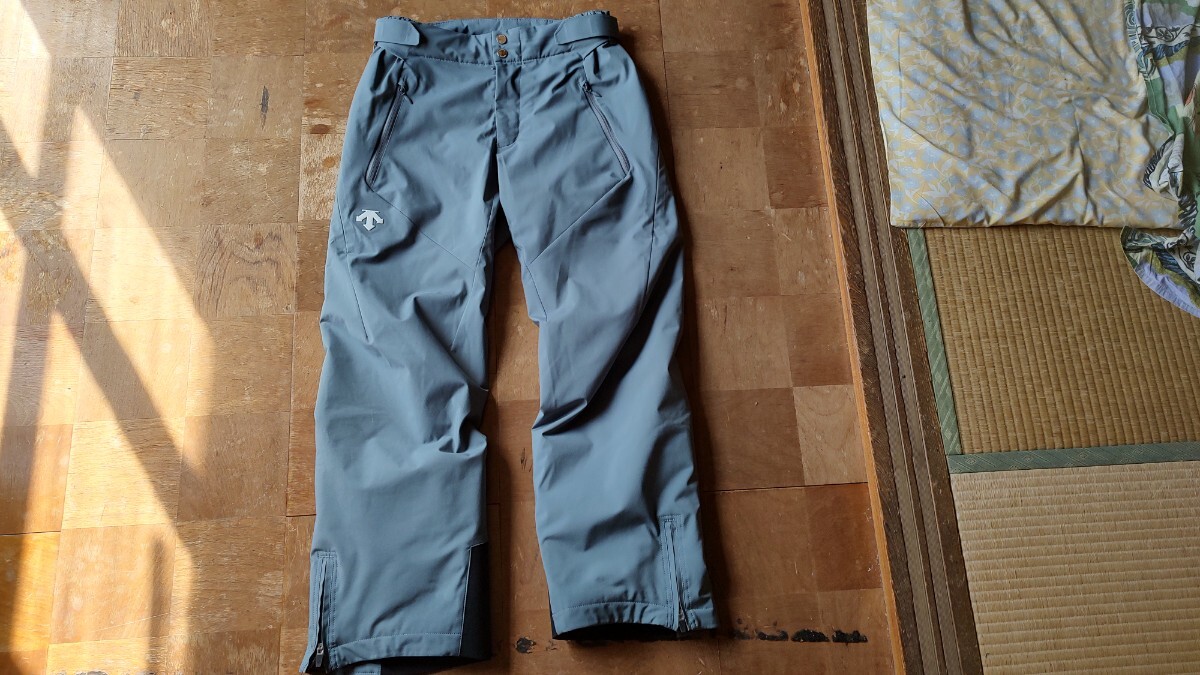 24/25OGASAKAオガサカ DESCENTE デサントスキーウェア 上下L 24/25OGASAKAオガサカ DESCENTE デサントスキーウェア 上下L