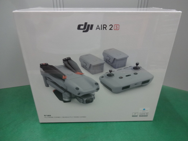 ☆6977 新品 未開封 ドローン DJI AIR 2S Fly More Combo 2021年 ☆6977 新品 未開封 ドローン DJI AIR 2S Fly More Combo 2021年