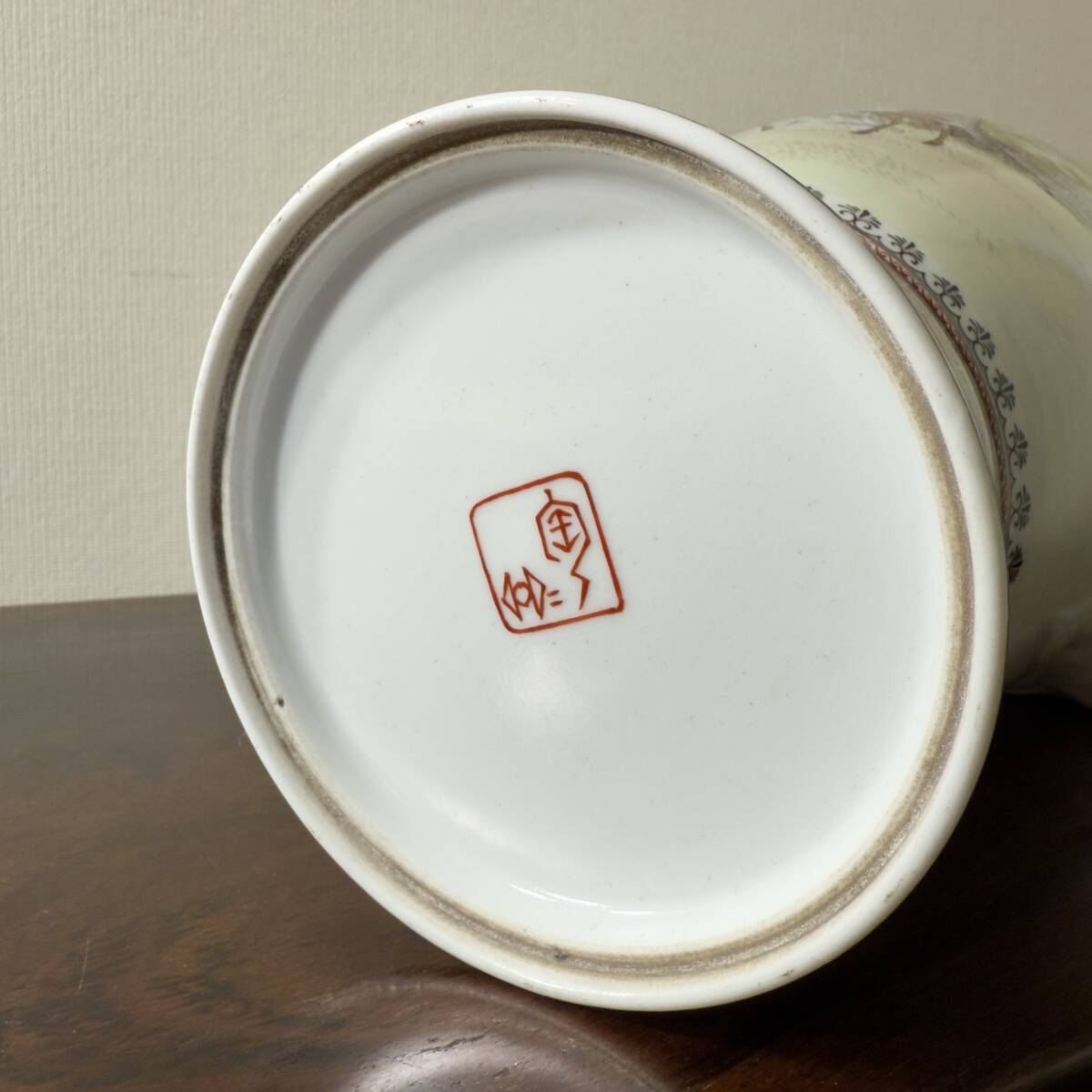 中国美術 色絵 粉彩 薄手鹿人物図瓶 高さ48cm在銘/ 唐物 古 中国美術 色絵 粉彩 薄手鹿人物図瓶 高さ48cm在銘/ 唐物 古