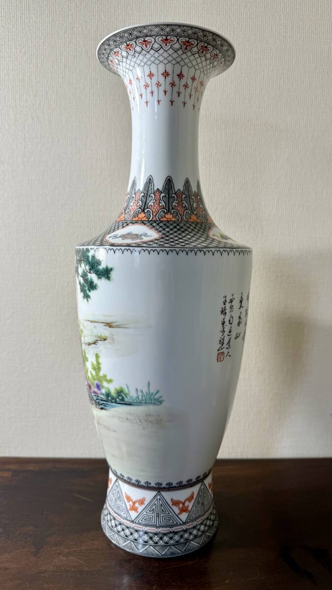 中国美術 色絵 粉彩 薄手鹿人物図瓶 高さ48cm在銘/ 唐物 古 中国美術 色絵 粉彩 薄手鹿人物図瓶 高さ48cm在銘/ 唐物 古