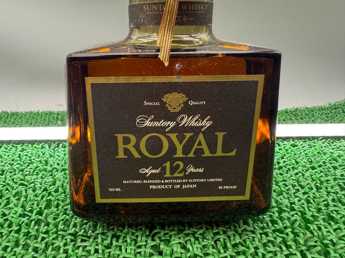 新品未開封品 サントリーローヤル12年 黒ラベル 700ml43% 未開栓 新品未開封品 サントリーローヤル12年 黒ラベル 700ml43% 未開栓