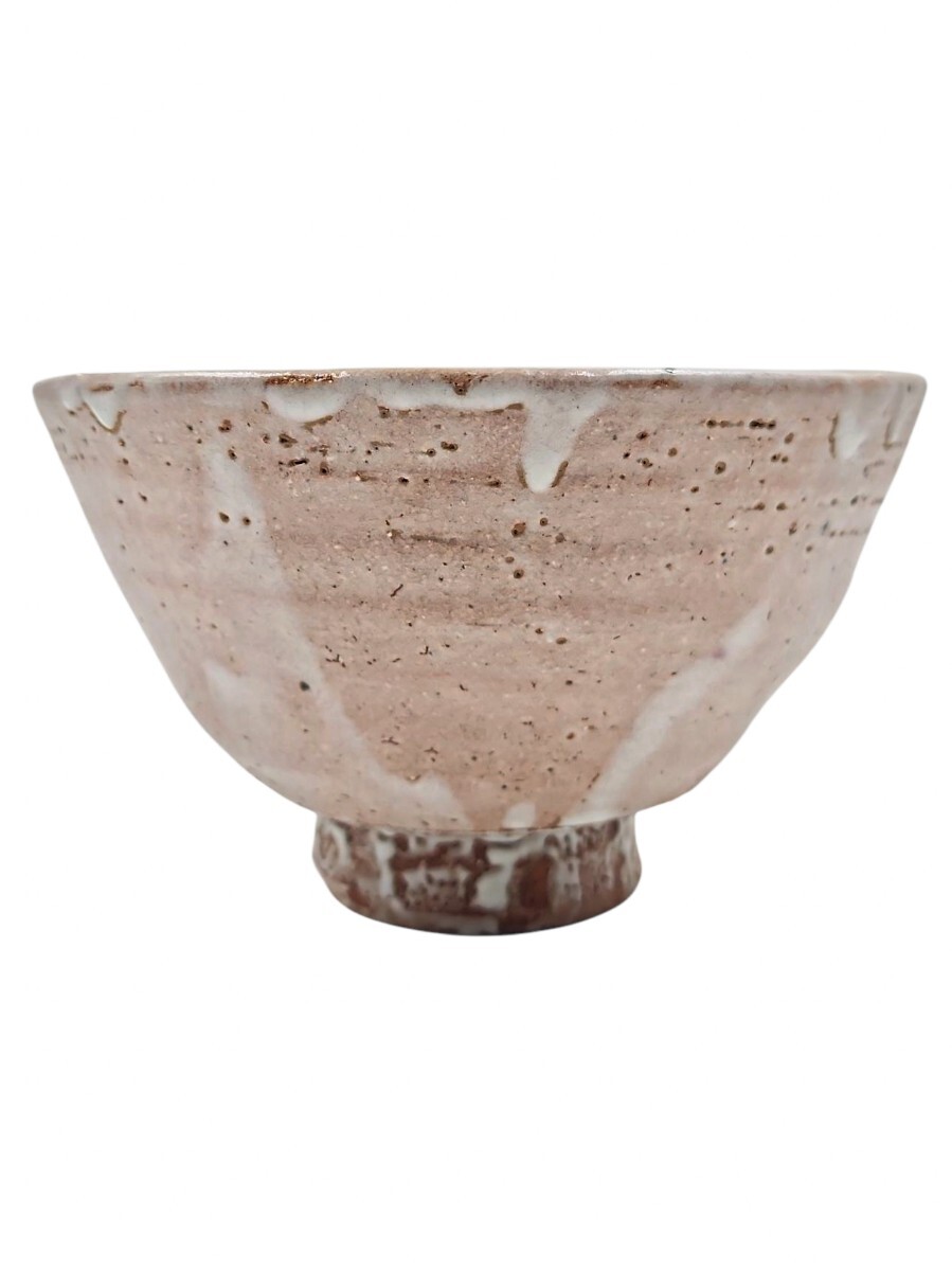 ≪茶道具≫ 萩焼【吉賀大眉】『井戸 茶碗』 桐共箱 共布 栞 真作 ≪茶道具≫ 萩焼【吉賀大眉】『井戸 茶碗』 桐共箱 共布 栞 真作
