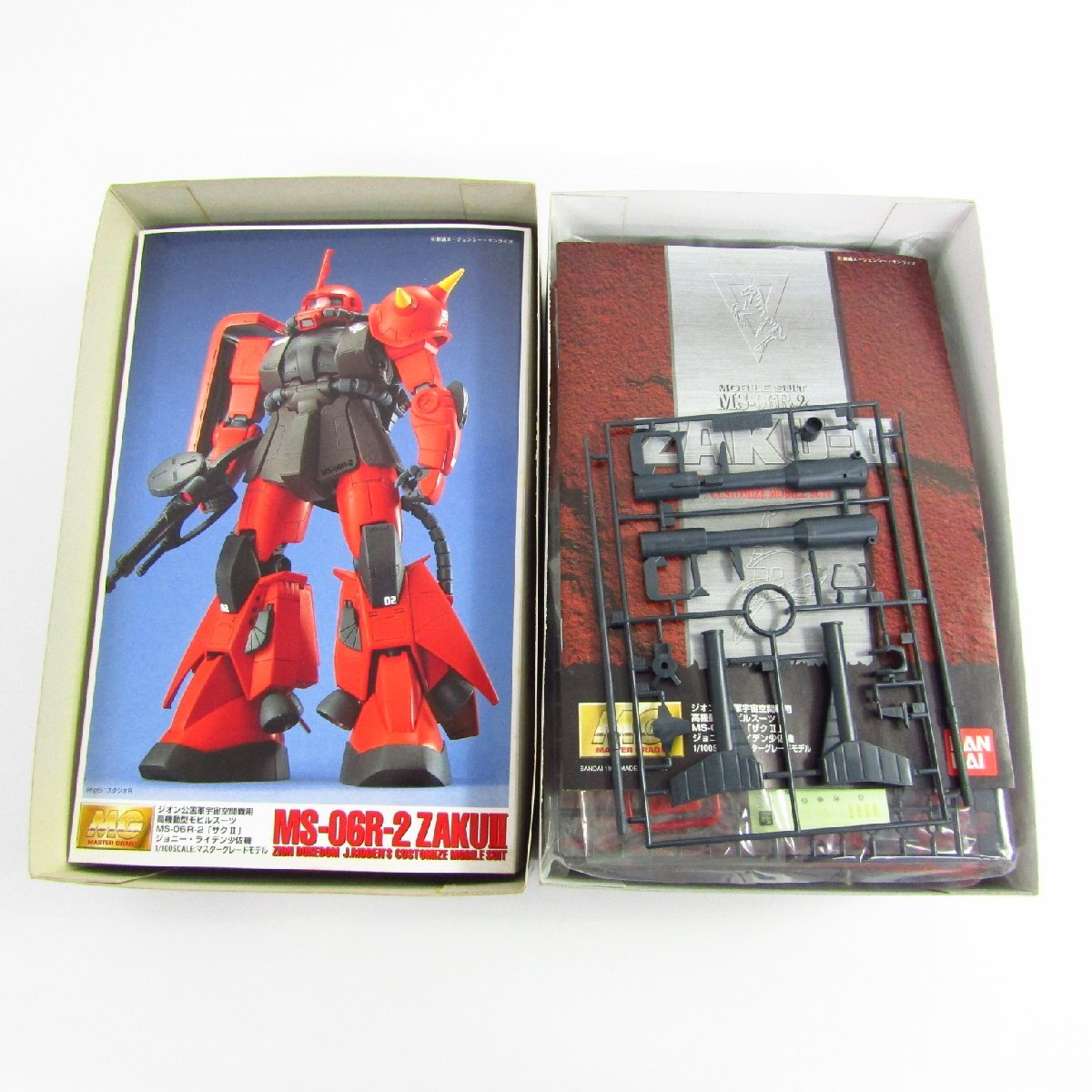 未組立 バンダイ MG 1/100 MS-06R-2 ザクII ジョニー・ライデン 未組立 バンダイ MG 1/100 MS-06R-2 ザクII ジョニー・ライデン