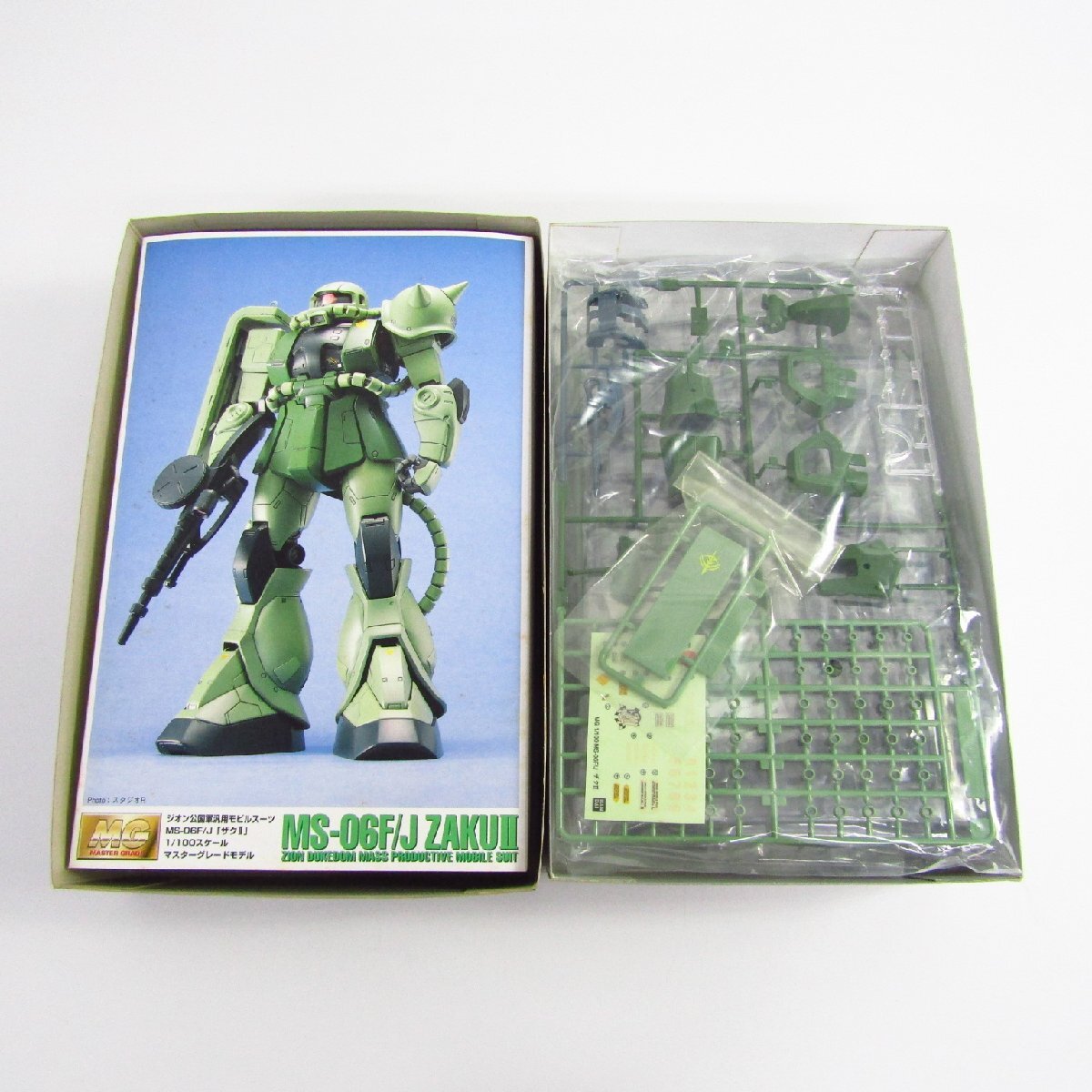 未組立 バンダイ MG 1/100 MS-06F/J ザクII 緑 (機動戦士 未組立 バンダイ MG 1/100 MS-06F/J ザクII 緑 (機動戦士