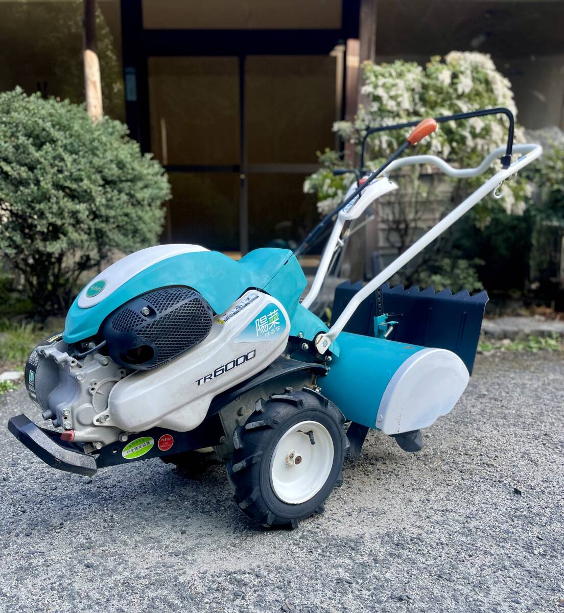 Yahoo!オークション - クボタ TR6000 ミニ耕運機 管理機 農用 Yahoo!オークション - クボタ TR6000 ミニ耕運機 管理機 農用