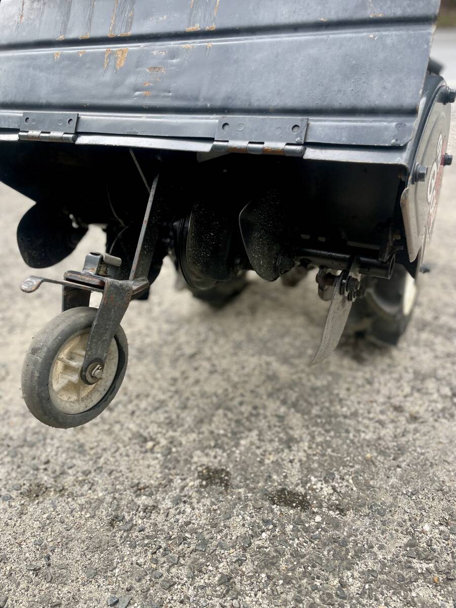 三菱 MMR68。ミニ耕運機。管理機。農用トラクター。MITSUBISHI
