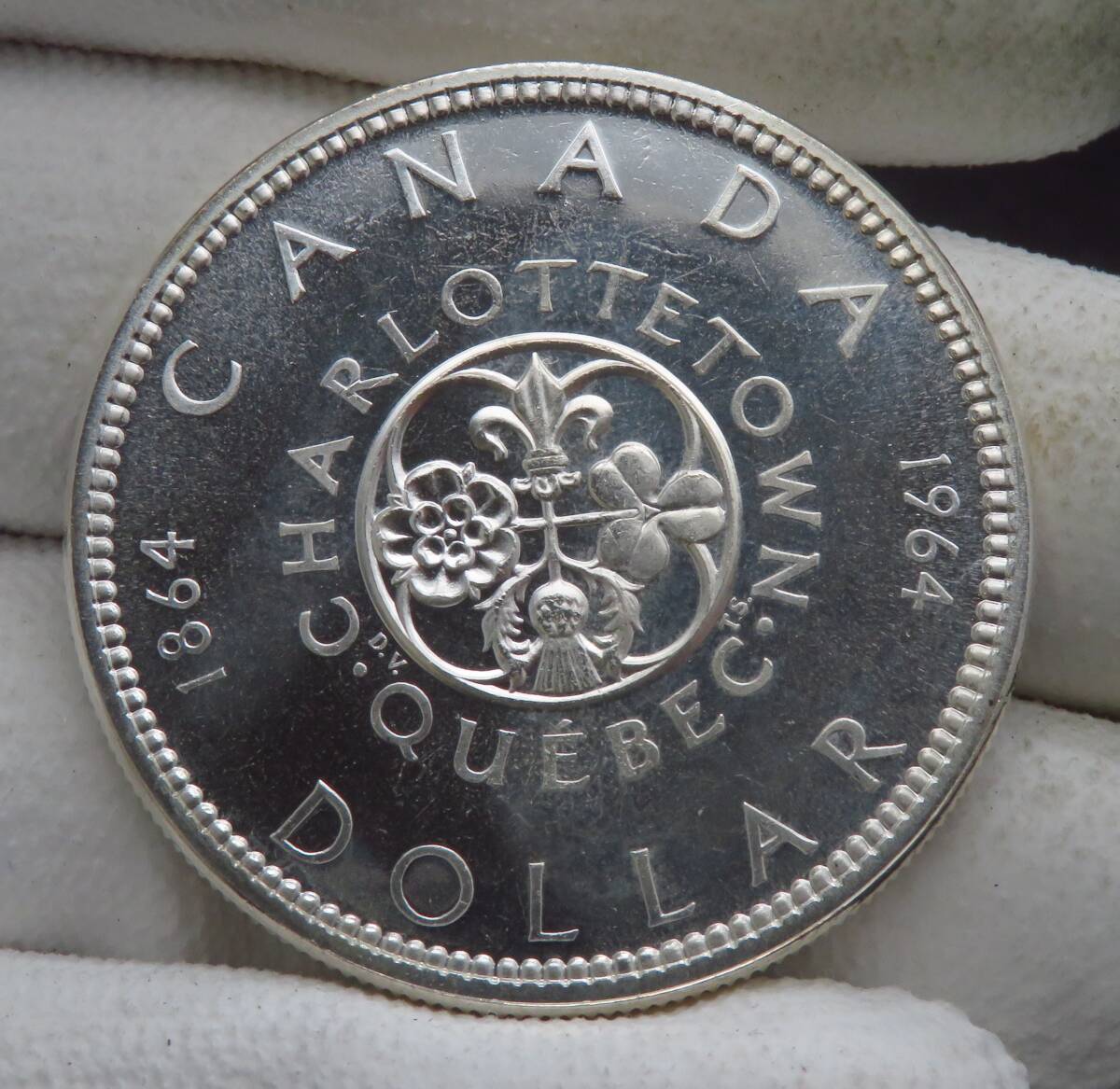 139、カナダ 1964年 1ドル銀貨 シャーロットタウン100周年記念 139、カナダ 1964年 1ドル銀貨 シャーロットタウン100周年記念