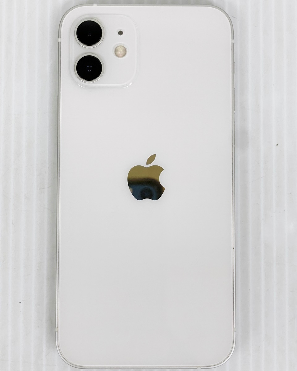 Apple iPhone12 64GB MGHP3J/A ホワイト docomo Model:A2402 6.1 Apple iPhone12 64GB MGHP3J/A ホワイト docomo Model:A2402 6.1
