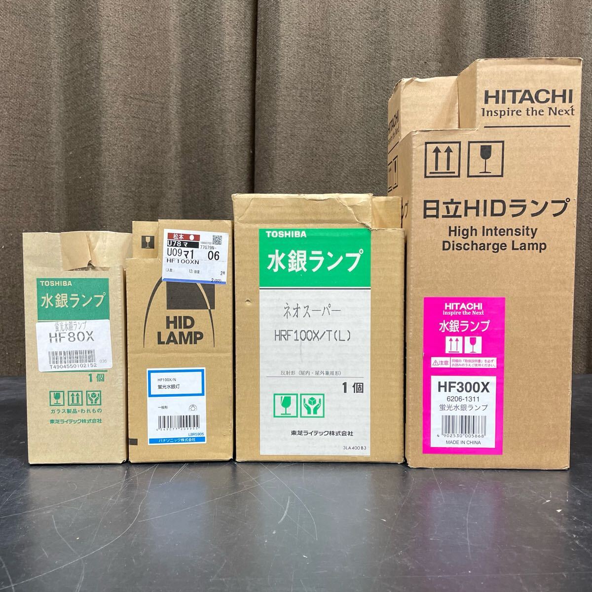 ZS-1111】☆新品 未使用品☆HITACHI/日立 HIDランプ HF300X ZS-1111】☆新品 未使用品☆HITACHI/日立 HIDランプ HF300X