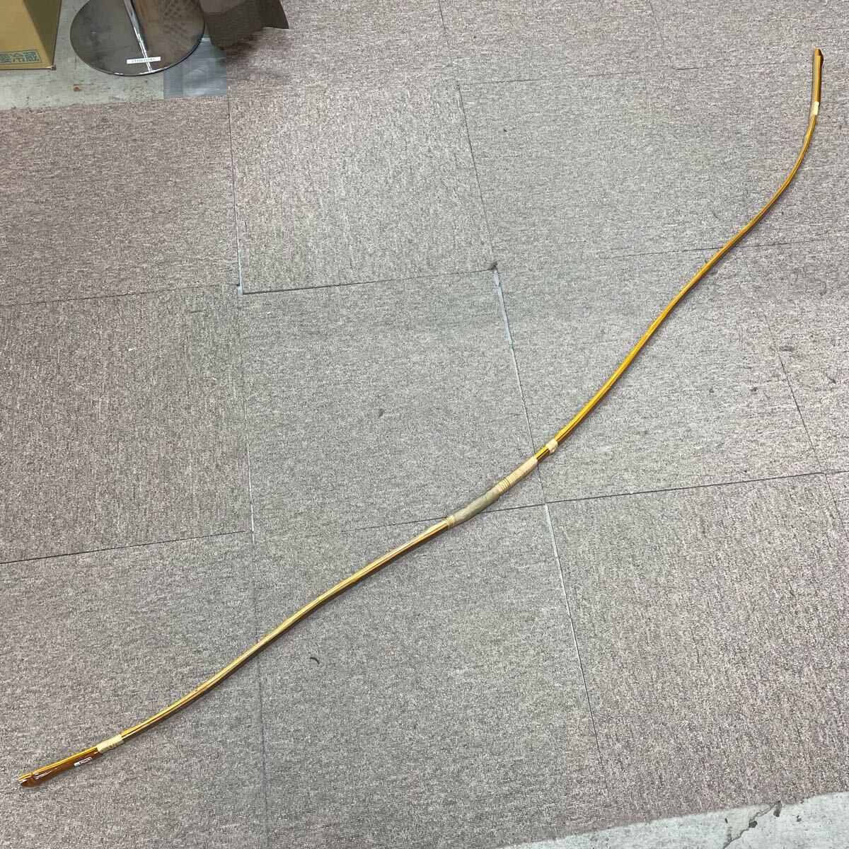ZS-1137】弓道 竹弓「桑幡正清 作」全長約223cm 重量約500g 弓力 ZS-1137】弓道 竹弓「桑幡正清 作」全長約223cm 重量約500g 弓力