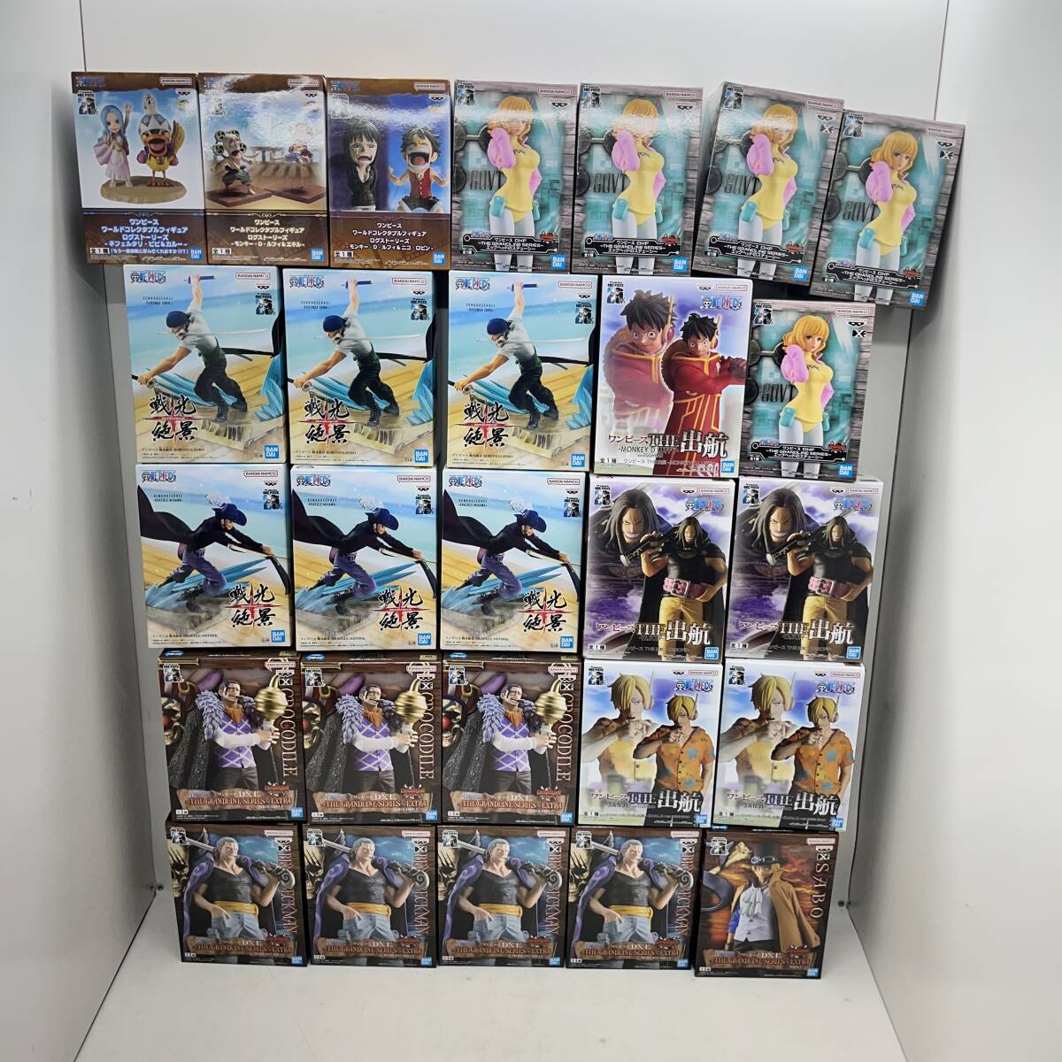 06w9364 ☆1円~ ワンピースフィギュア 27体まとめ ルフィ 06w9364 ☆1円~ ワンピースフィギュア 27体まとめ ルフィ
