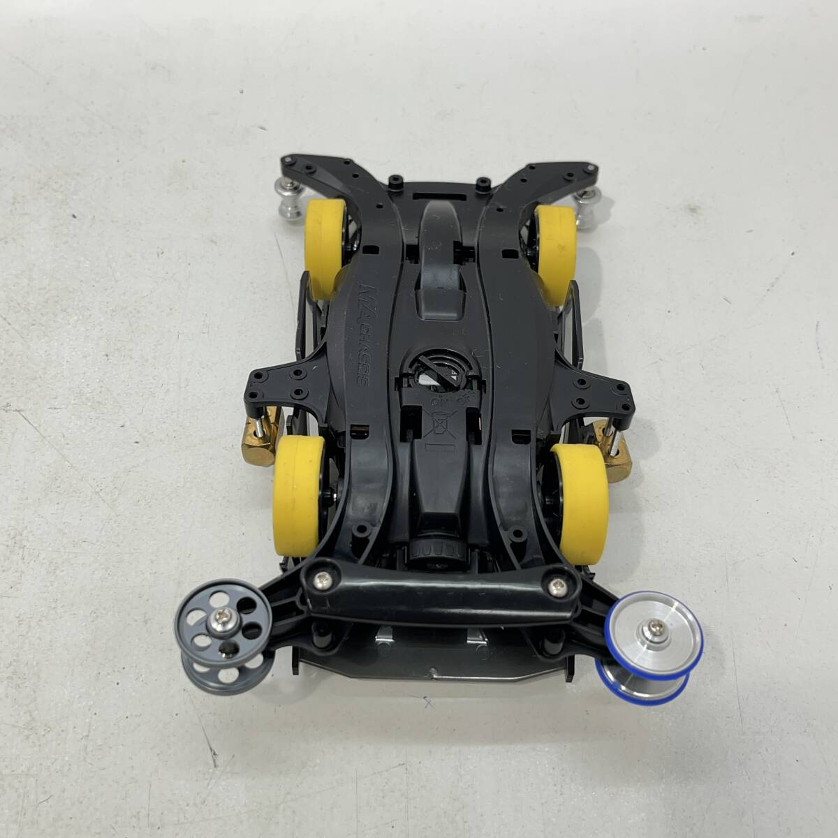 06w9671☆1円~ ミニ四駆 パーツ付 本体2台 まとめ売り【中古品 06w9671☆1円~ ミニ四駆 パーツ付 本体2台 まとめ売り【中古品