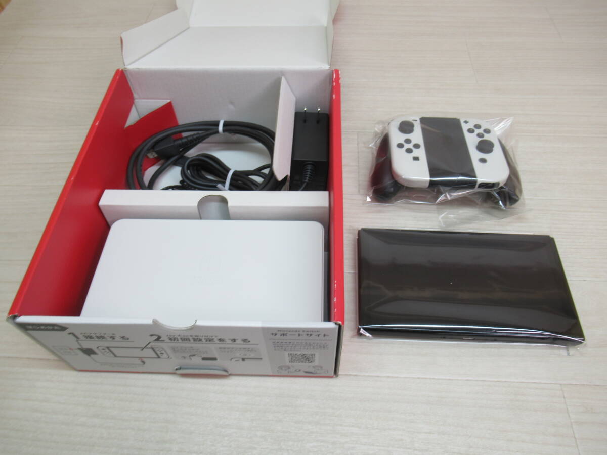 60/Q729☆ニンテンドースイッチ本体☆Nintendo Switch 本体 有機 60/Q729☆ニンテンドースイッチ本体☆Nintendo Switch 本体 有機
