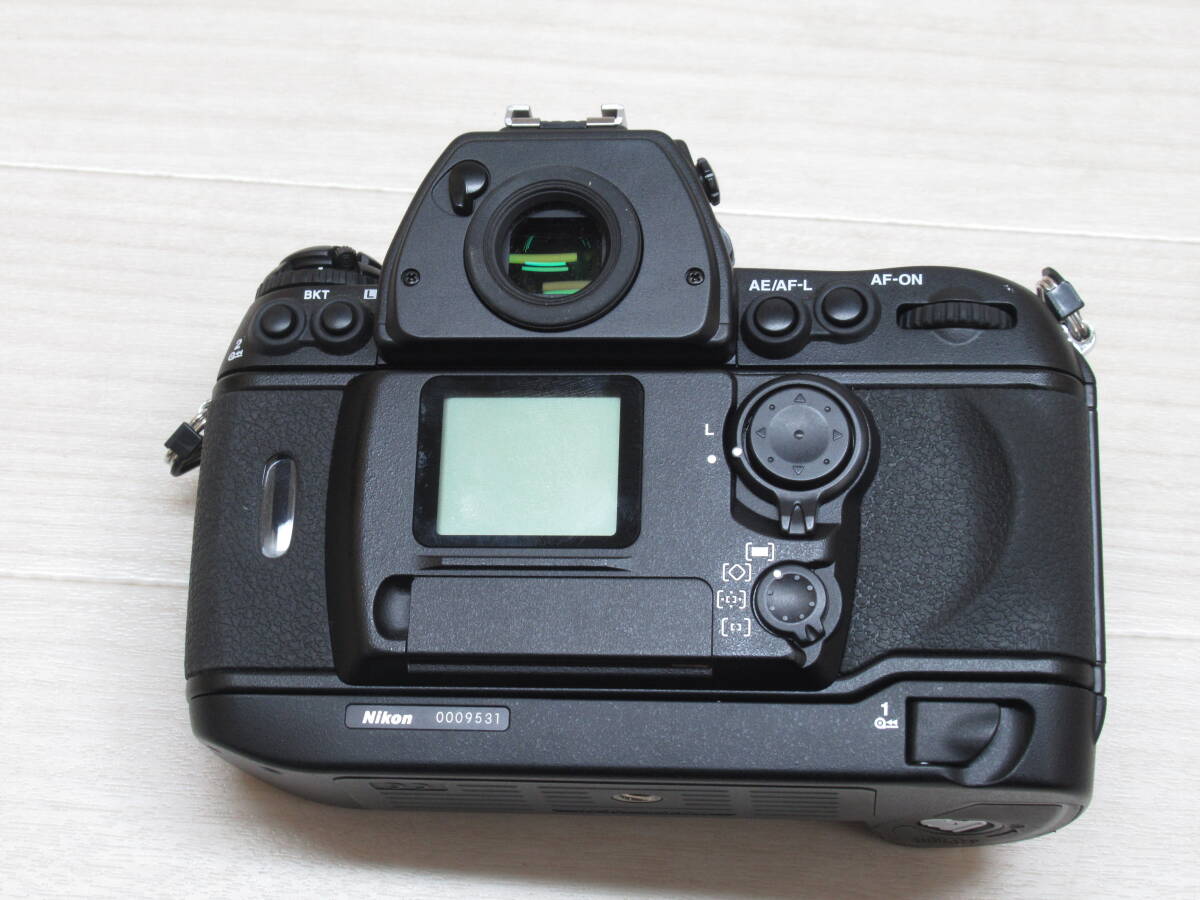 38/C020☆撮影〇☆ニコン フィルム一眼レフカメラ F6 + AF-S VR 38/C020☆撮影〇☆ニコン フィルム一眼レフカメラ F6 + AF-S VR