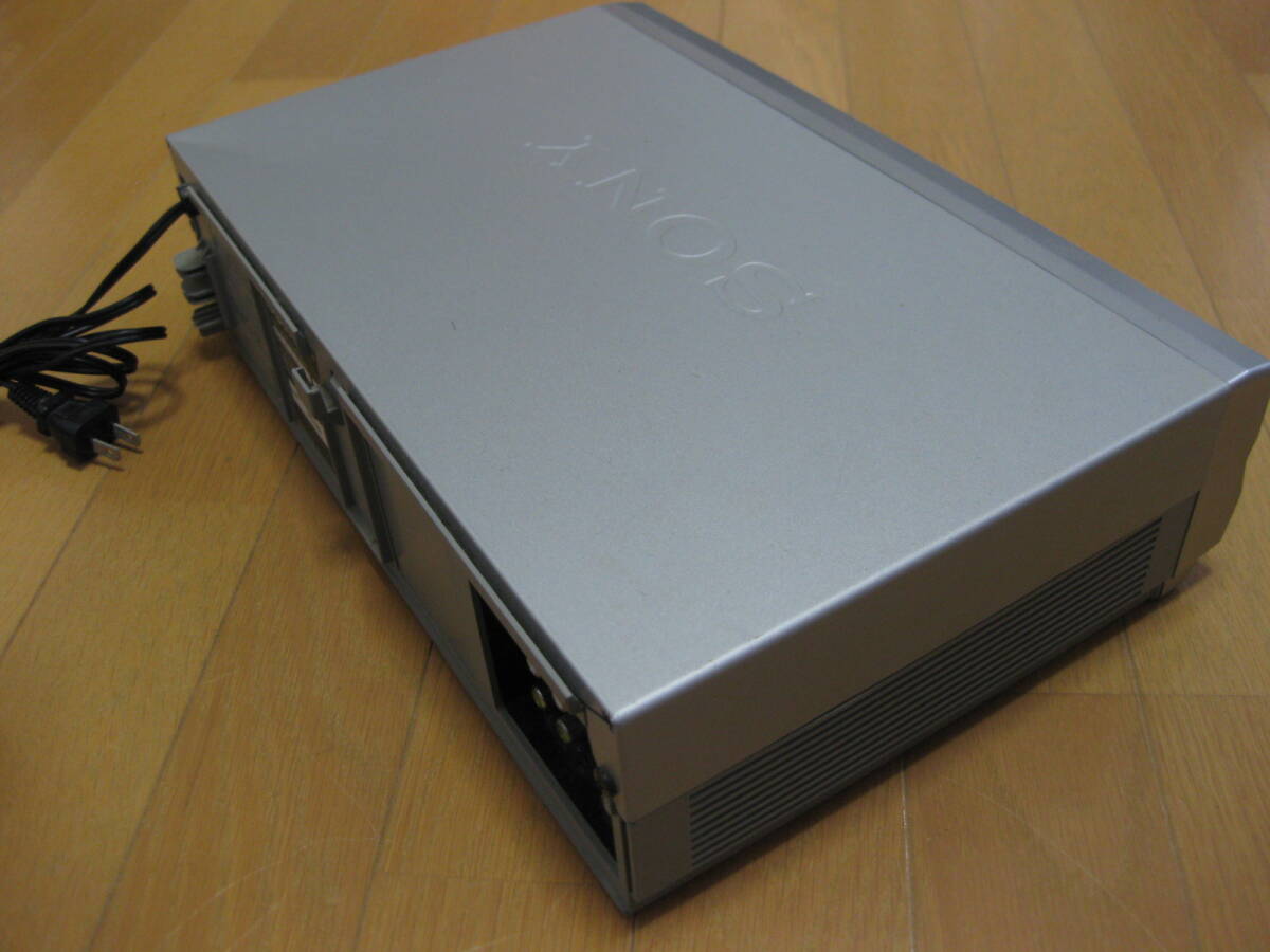 SONY VHSビデオデッキ SLV-NX1 中古完動品 リモコン付き (VHS SONY VHSビデオデッキ SLV-NX1 中古完動品 リモコン付き (VHS