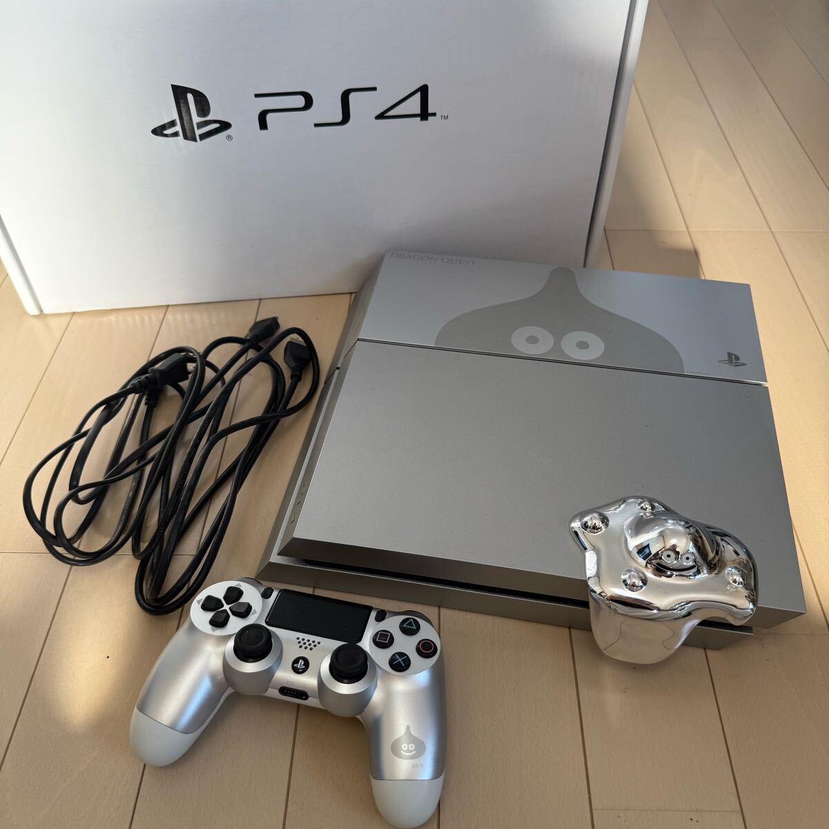 T 初期化済 SONY PlayStation4 PS4 ソニー ドラゴンクエスト T 初期化済 SONY PlayStation4 PS4 ソニー ドラゴンクエスト