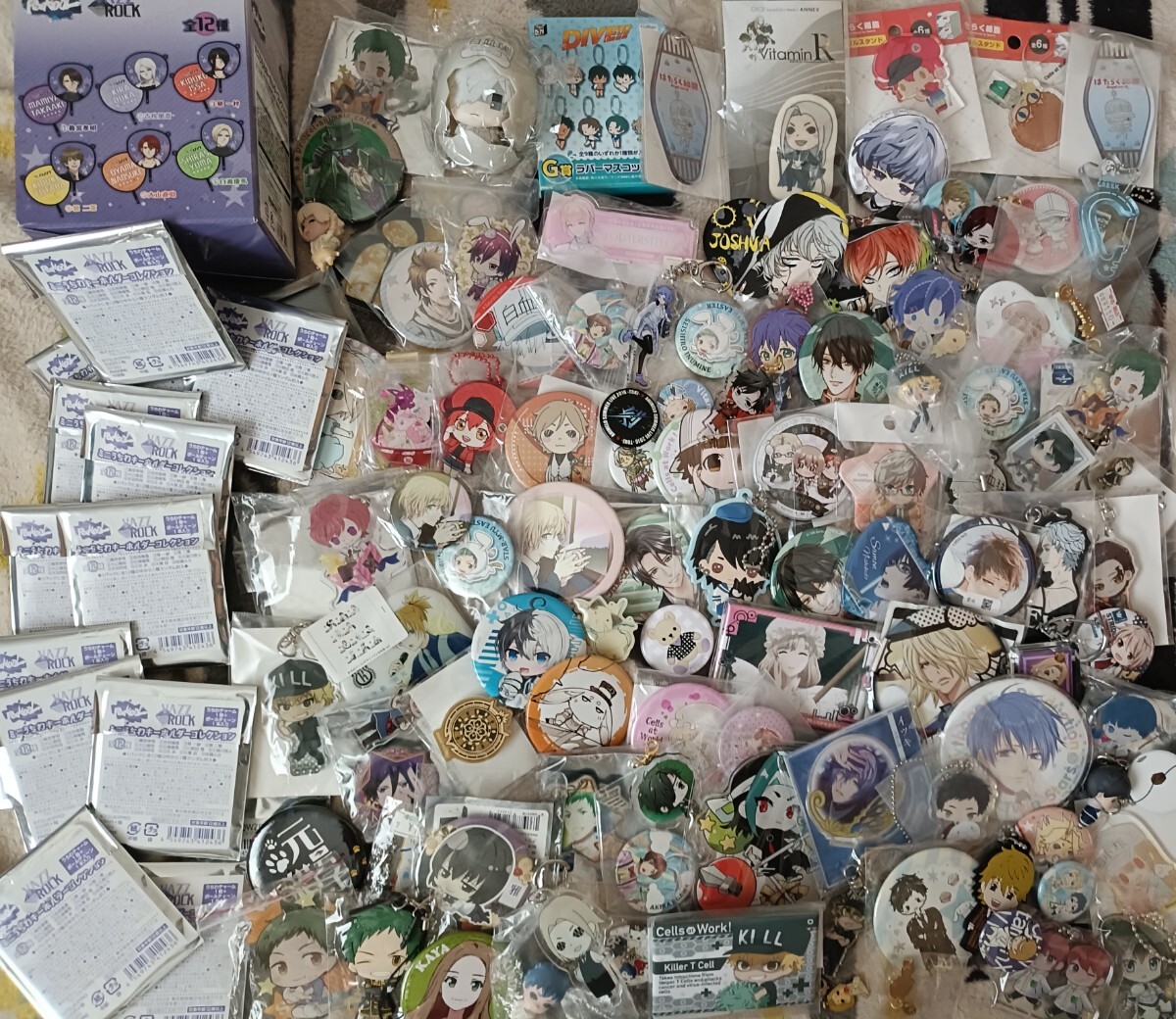 アニメグッズ雑貨まとめ売り 小物類多め 大量ジャンク品セット アニメグッズ雑貨まとめ売り 小物類多め 大量ジャンク品セット