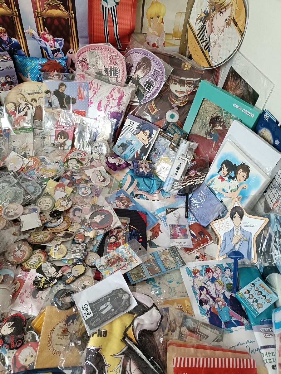 アニメグッズ雑貨まとめ売り 小物類多め 大量ジャンク品セット アニメグッズ雑貨まとめ売り 小物類多め 大量ジャンク品セット