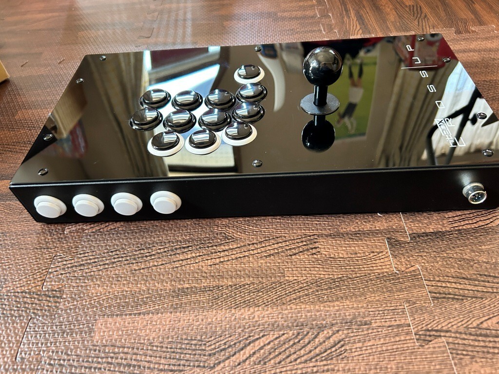 美品 hitBOX Cross|Up クロスアップ ゲームコントローラ 美品 hitBOX Cross|Up クロスアップ ゲームコントローラ
