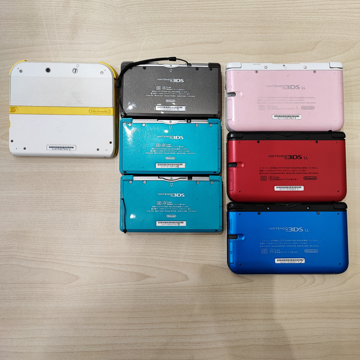 ジャンク】3DS系本体各種 計7台セット 3DS×3/3DSLL×3/2DS ジャンク】3DS系本体各種 計7台セット 3DS×3/3DSLL×3/2DS