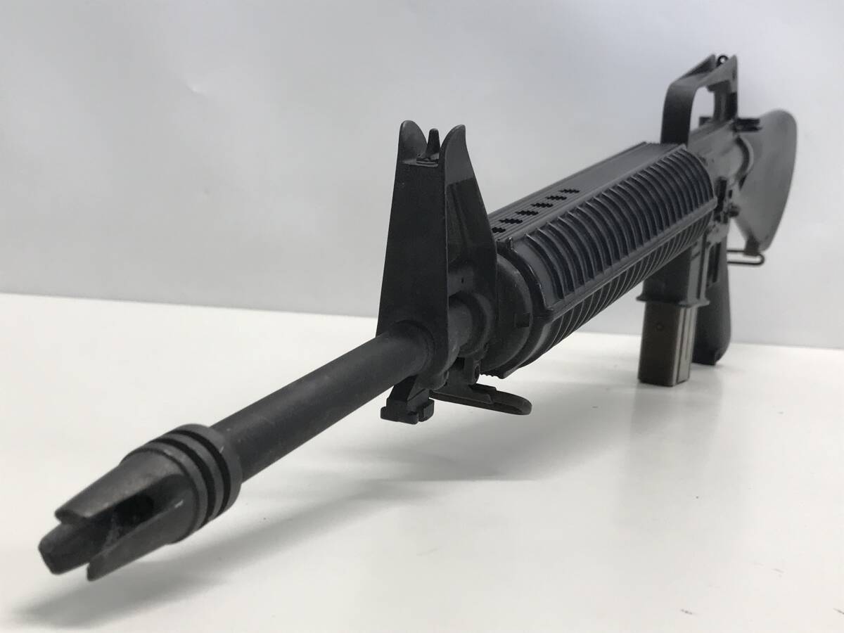 MGC M16 アサルトライフル SMG金属モデルガン カート欠品 動作 MGC M16 アサルトライフル SMG金属モデルガン カート欠品 動作