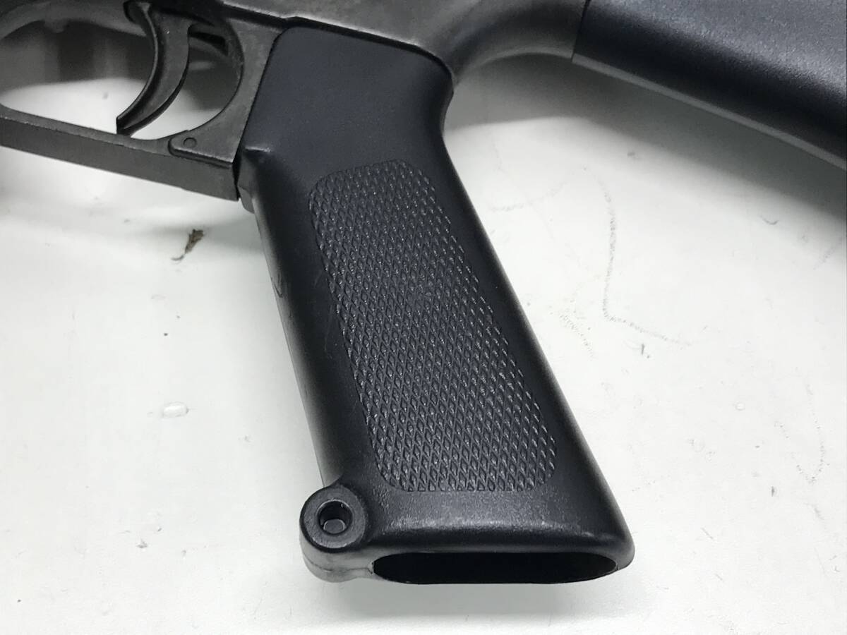 MGC M16 アサルトライフル SMG金属モデルガン カート欠品 動作 MGC M16 アサルトライフル SMG金属モデルガン カート欠品 動作