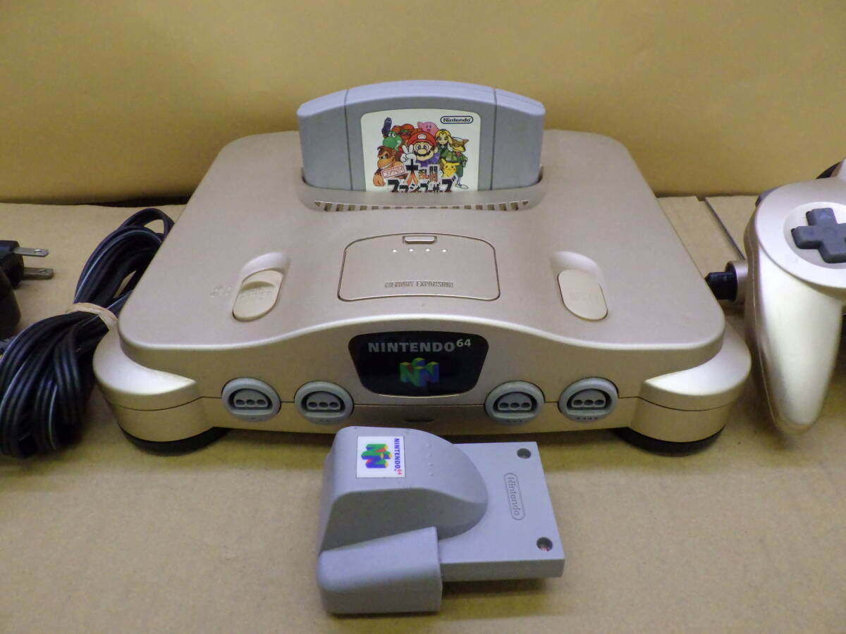 動作品 任天堂 NINTENDO64 ニンテンドー64 NUS-001 ゴールド色 動作品 任天堂 NINTENDO64 ニンテンドー64 NUS-001 ゴールド色