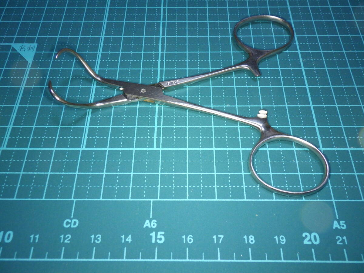 A303#配送全國 230円 手術(shù)診療器具 整形外科 鉗子 ピンセット ステンレス 持針器 醫(yī)療器具 タオル鉗 外科剪刀 EAGLE