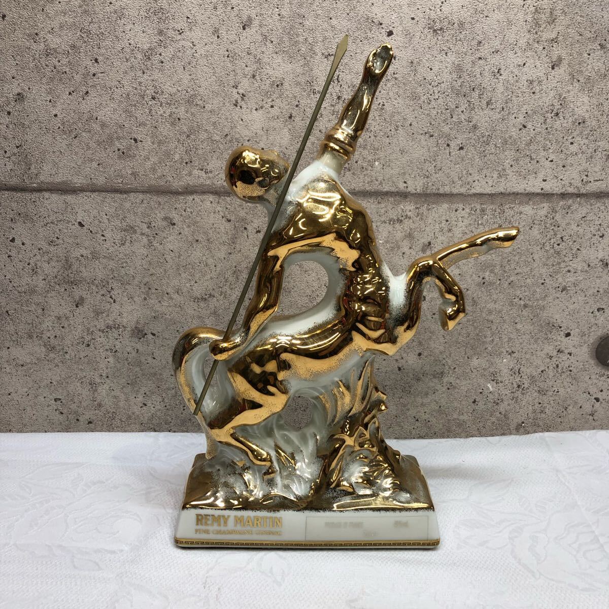 &【未開封品】REMY MARTIN レミーマルタン ケンタウロス &【未開封品】REMY MARTIN レミーマルタン ケンタウロス