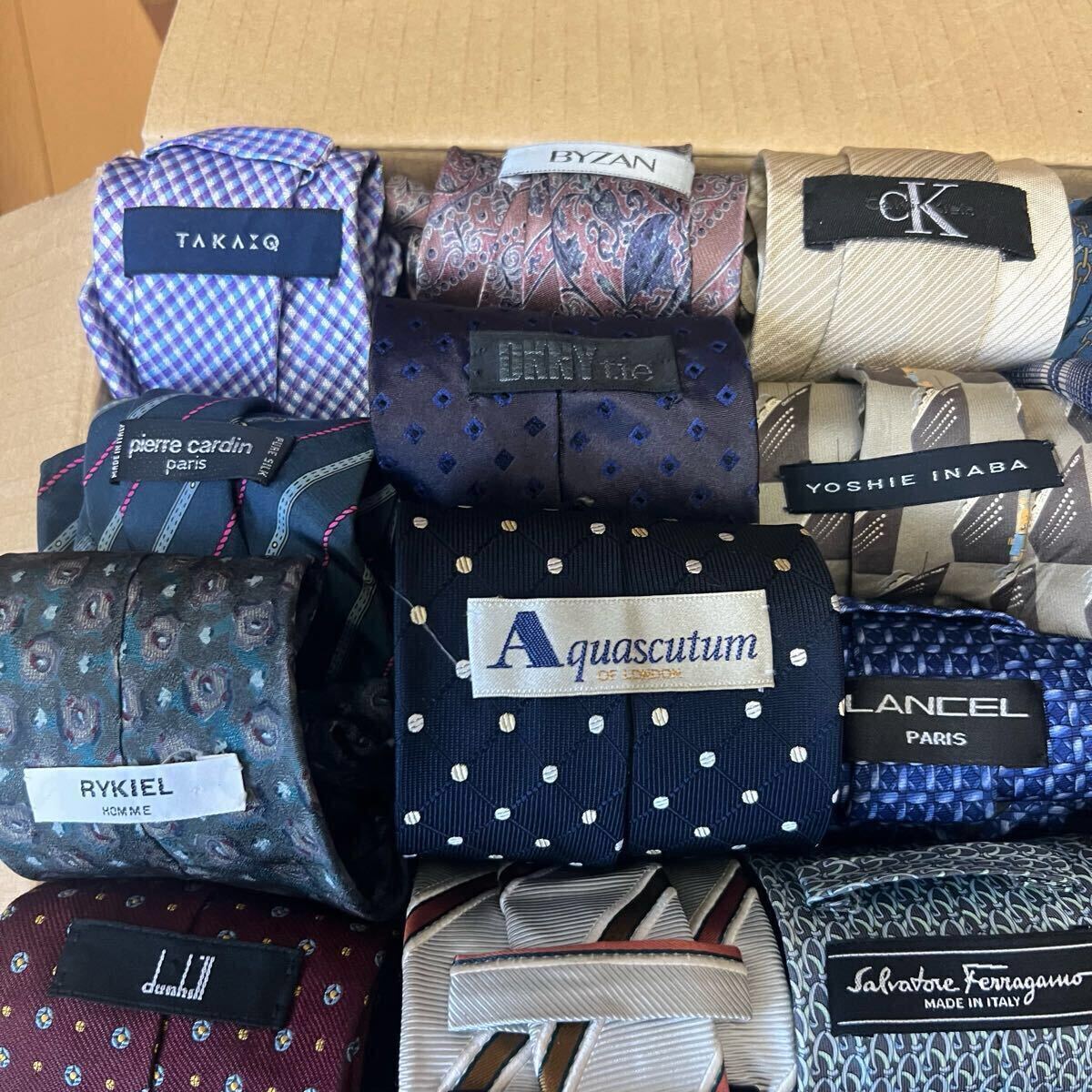 ネクタイ大量150本程度 バーバリー エルメス ブルガリ ネクタイ大量150本程度 バーバリー エルメス ブルガリ