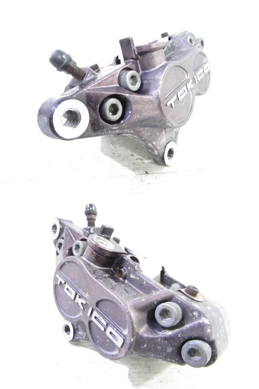 ZEXT GSX400Sカタナ GK77A 希少!! TOKICO制 異徑 フロントキャリパー 左右SET 補(bǔ)修ベース 検※ 純正 GSX250S カタナ GSX750S 151K17
