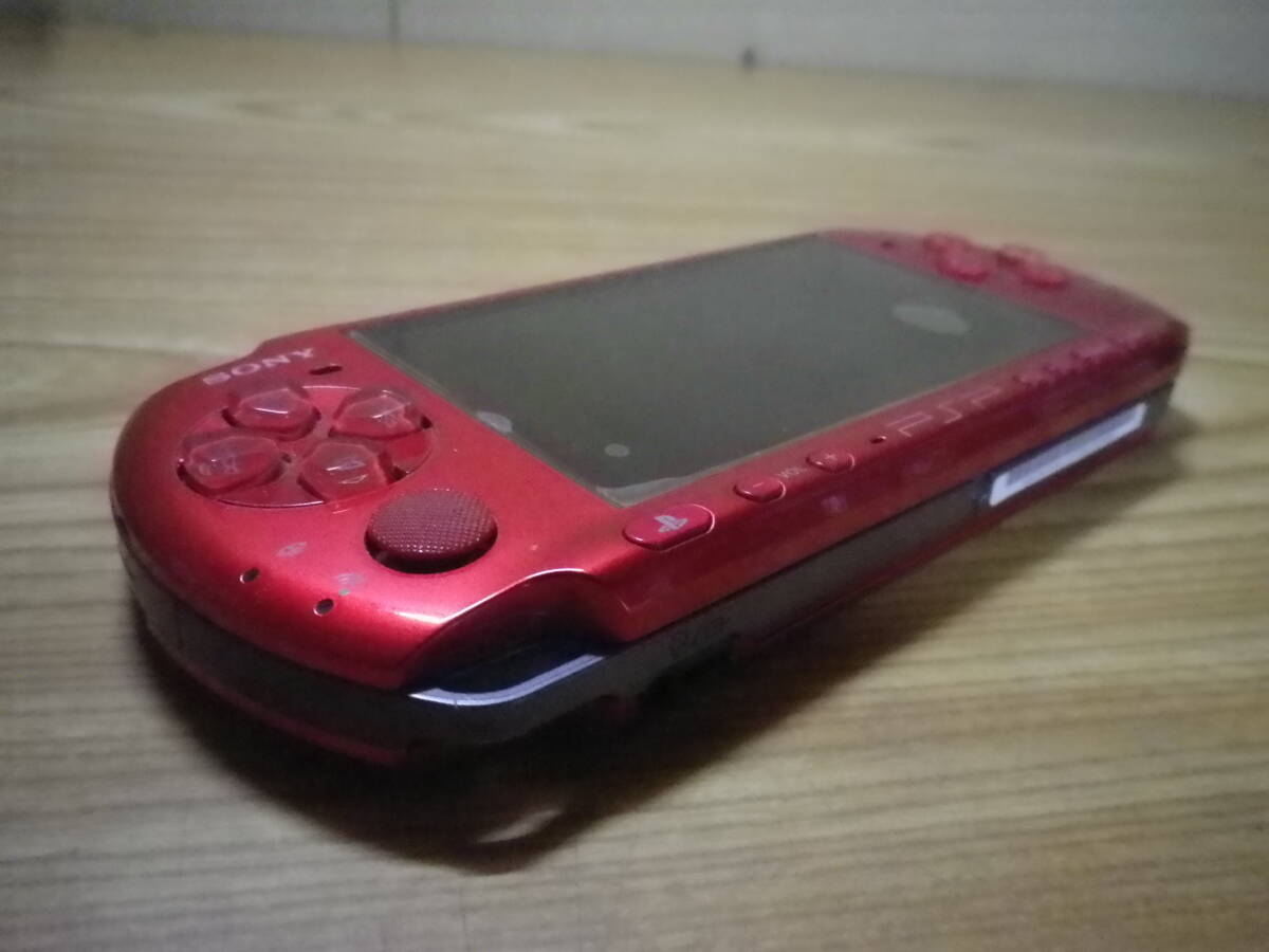 SONY PSP-3000 ジャンク 本体 1台 ソフト 4種 まとめて 遊戯王 SONY PSP-3000 ジャンク 本体 1台 ソフト 4種 まとめて 遊戯王