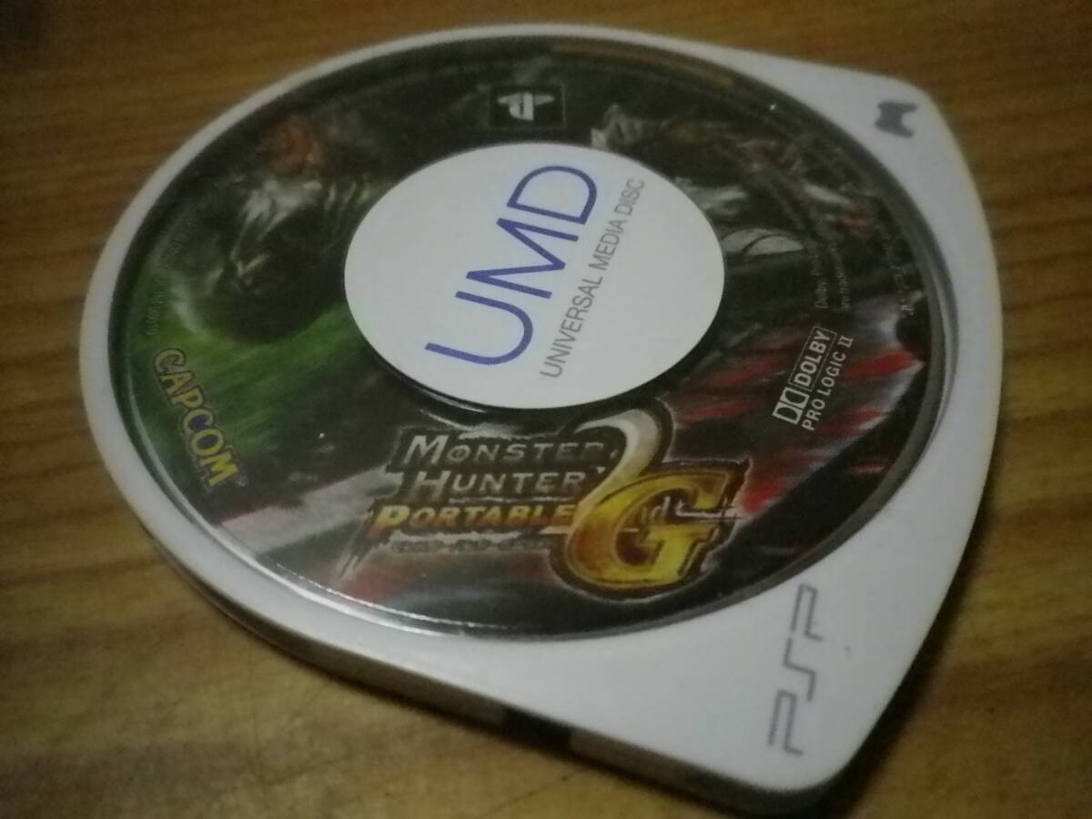 SONY PSP-3000 ジャンク 本体 1台 ソフト 4種 まとめて 遊戯王 SONY PSP-3000 ジャンク 本体 1台 ソフト 4種 まとめて 遊戯王