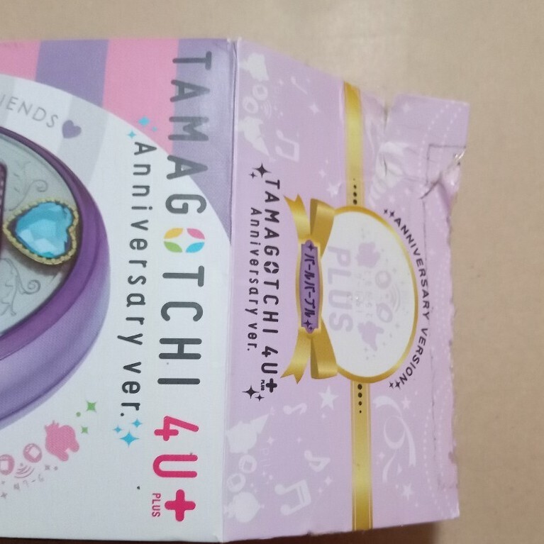 美品】たまごっち 4U+ anniversary ver パールパープル 美品】たまごっち 4U+ anniversary ver パールパープル