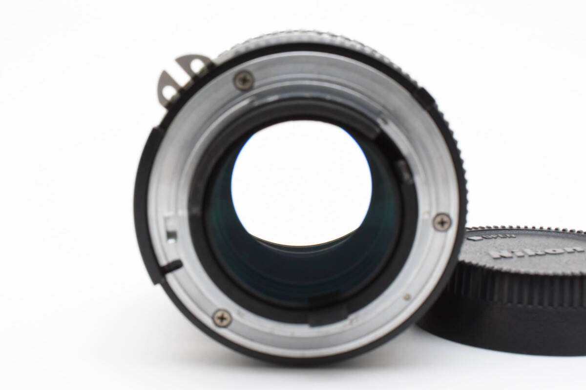 良品】 Nikon ニコン Ai-s nikkor 105mm F2.5 NIKKOR 単焦点 良品】 Nikon ニコン Ai-s nikkor 105mm F2.5 NIKKOR 単焦点