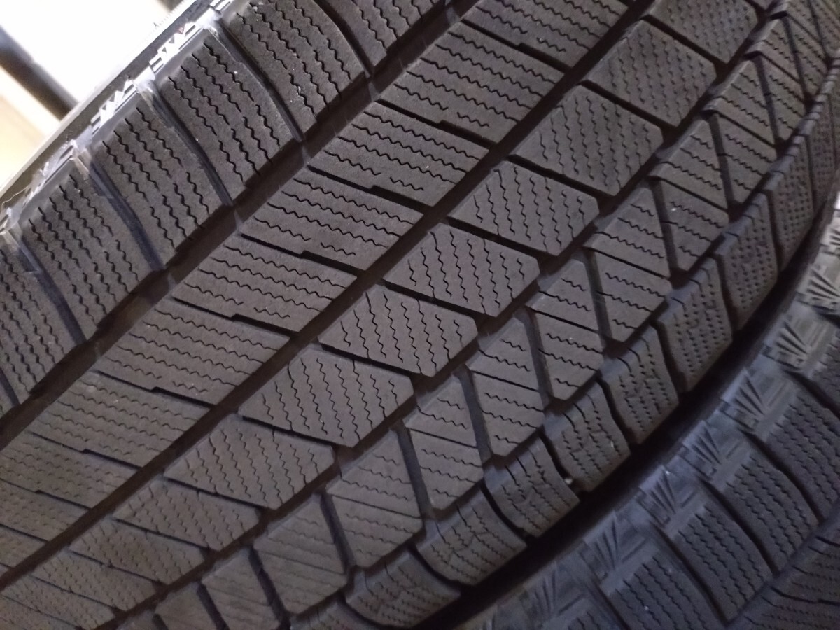 ブリヂストン ブリザックVRX3 225/60R17 2023年製造 残溝7mm 4本 ブリヂストン ブリザックVRX3 225/60R17 2023年製造 残溝7mm 4本