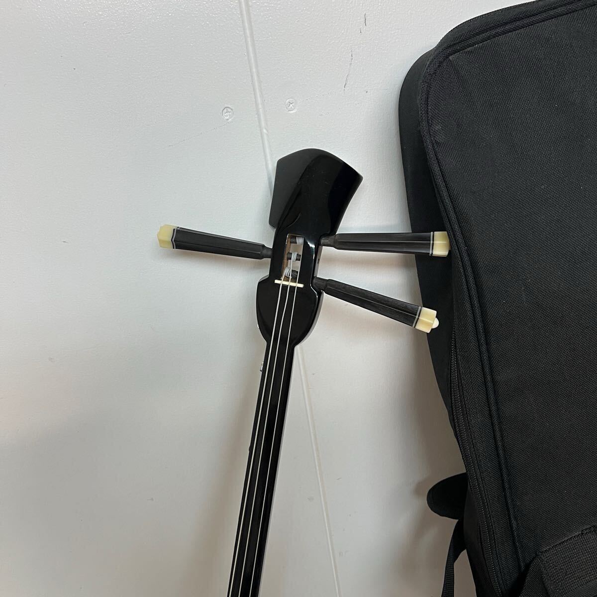 H1411 和楽器 三味線 弦楽器 沖縄三線 蛇柄 蛇味線(本体)|売買 H1411 和楽器 三味線 弦楽器 沖縄三線 蛇柄 蛇味線(本体)|売買