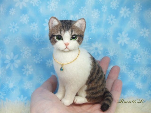 Roco∞R*羊毛フェルト☆キジトラ白*子猫☆猫 ネコ ハンドメイド Roco∞R*羊毛フェルト☆キジトラ白*子猫☆猫 ネコ ハンドメイド