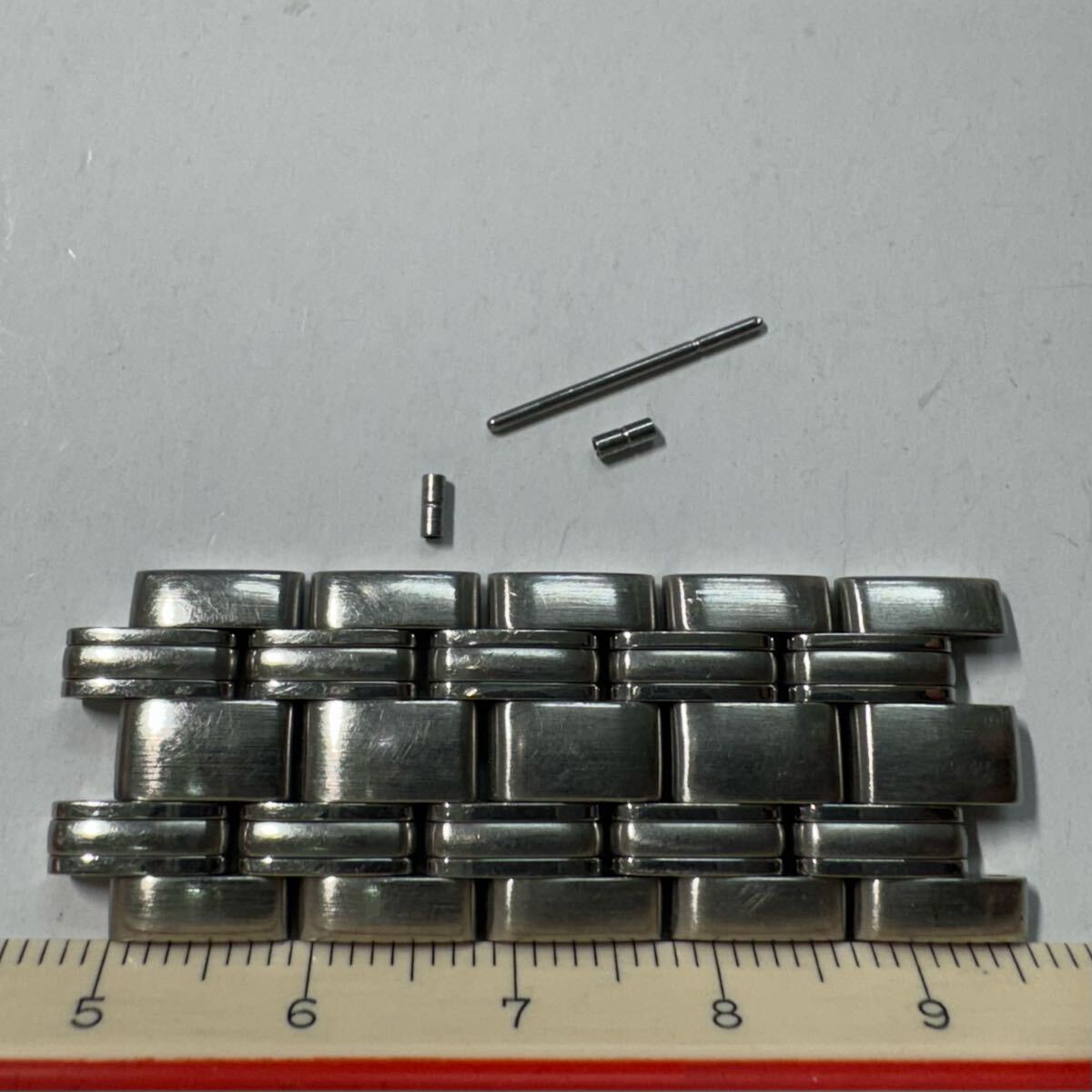 オメガ シーマスター コマ　ベルトの部品 120m　メンズ腕時(shí)計(jì) ベルト　パーツ　コマ 駒　五連　18ｍｍ　OMEGA Seamaster 1501/823 171-2