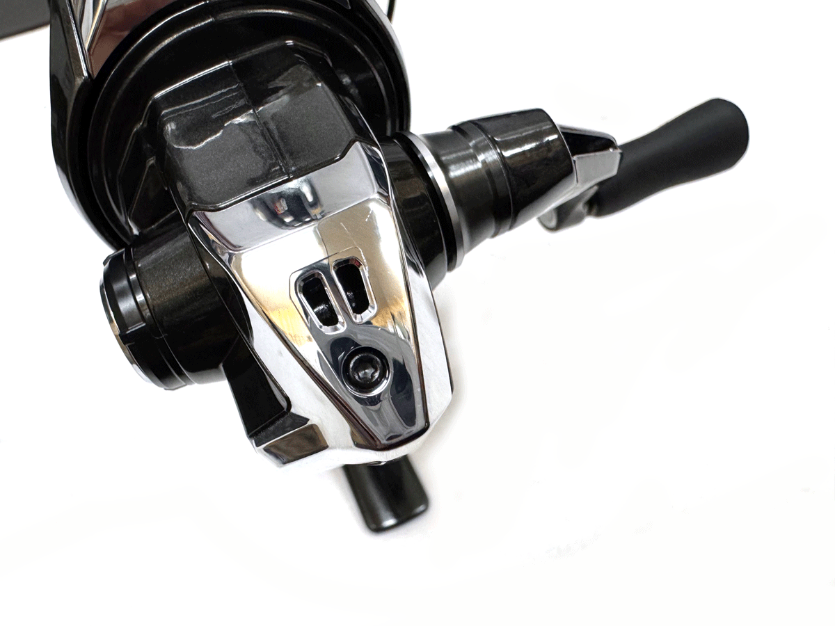 ☆超美品☆ シマノ 23ヴァンキッシュ C2000S SHIMANO 23 ☆超美品☆ シマノ 23ヴァンキッシュ C2000S SHIMANO 23