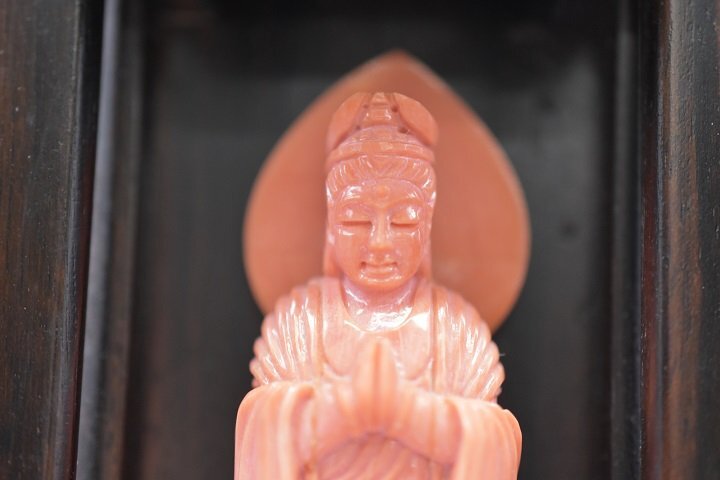 珊瑚 仏像 厨子 箱無 サンゴ さんご 置物 A2(仏像)|売買された 珊瑚 仏像 厨子 箱無 サンゴ さんご 置物 A2(仏像)|売買された