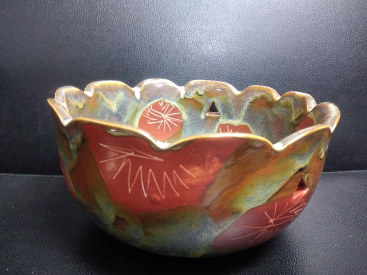 《食器》銘無「陶磁器：ほおずきのような模様 菓子鉢」 高さ：約10.3cm・口直径：約19.9cm ホオズキ 菓子器 大鉢 和食器_画像4