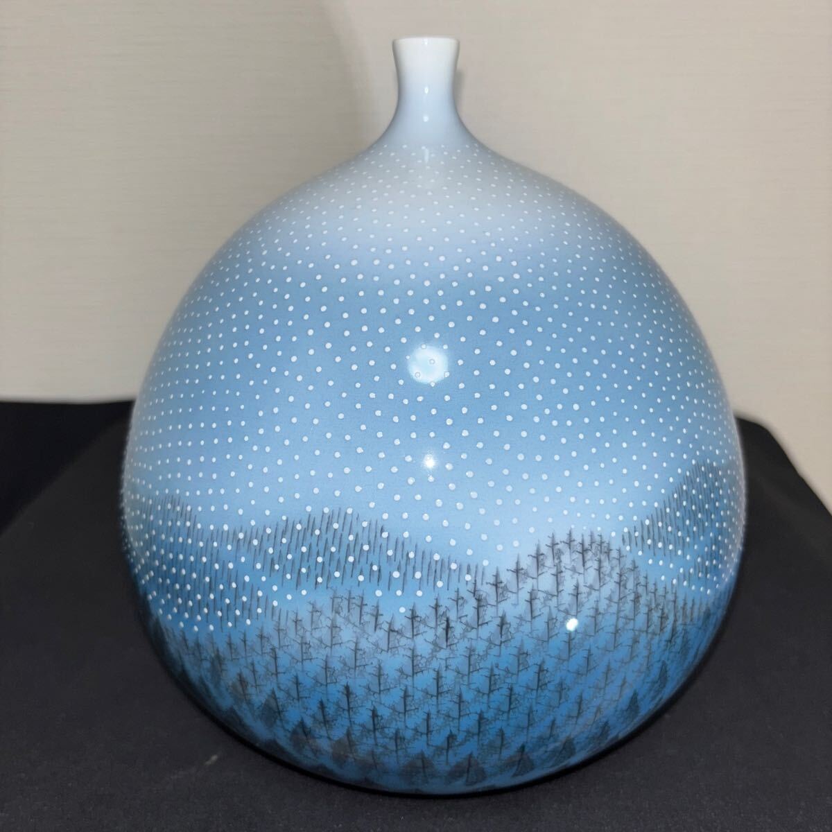 藤井朱明 壺 飾り壺 花器 日展人気作家 花瓶 有田焼 人間国宝 共 藤井朱明 壺 飾り壺 花器 日展人気作家 花瓶 有田焼 人間国宝 共